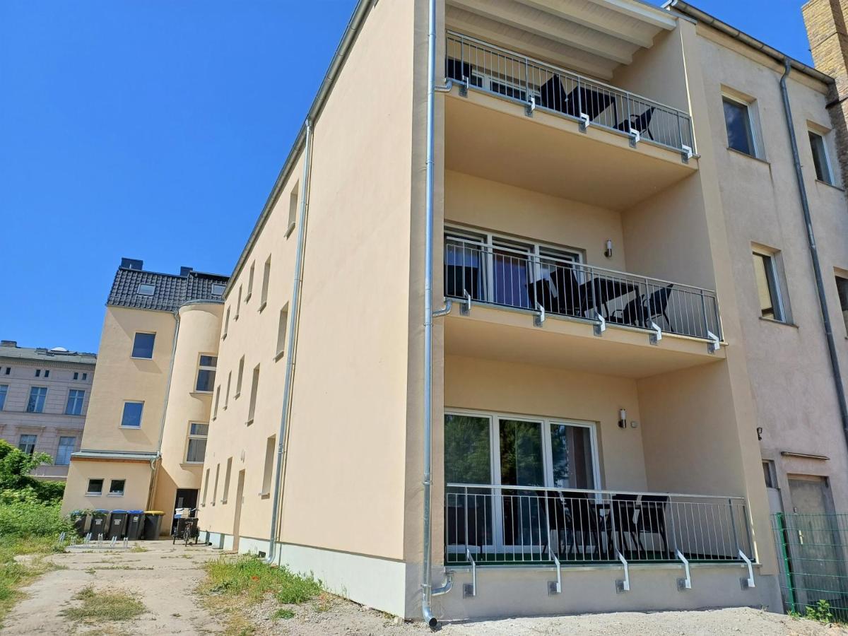 Ferienwohnung "Hogulu" Brandenburg, Balkon, Neustadt, Kueche, Wassernaehe - Parkplatz Inklusive Brandenburg an der Havel Exterior foto