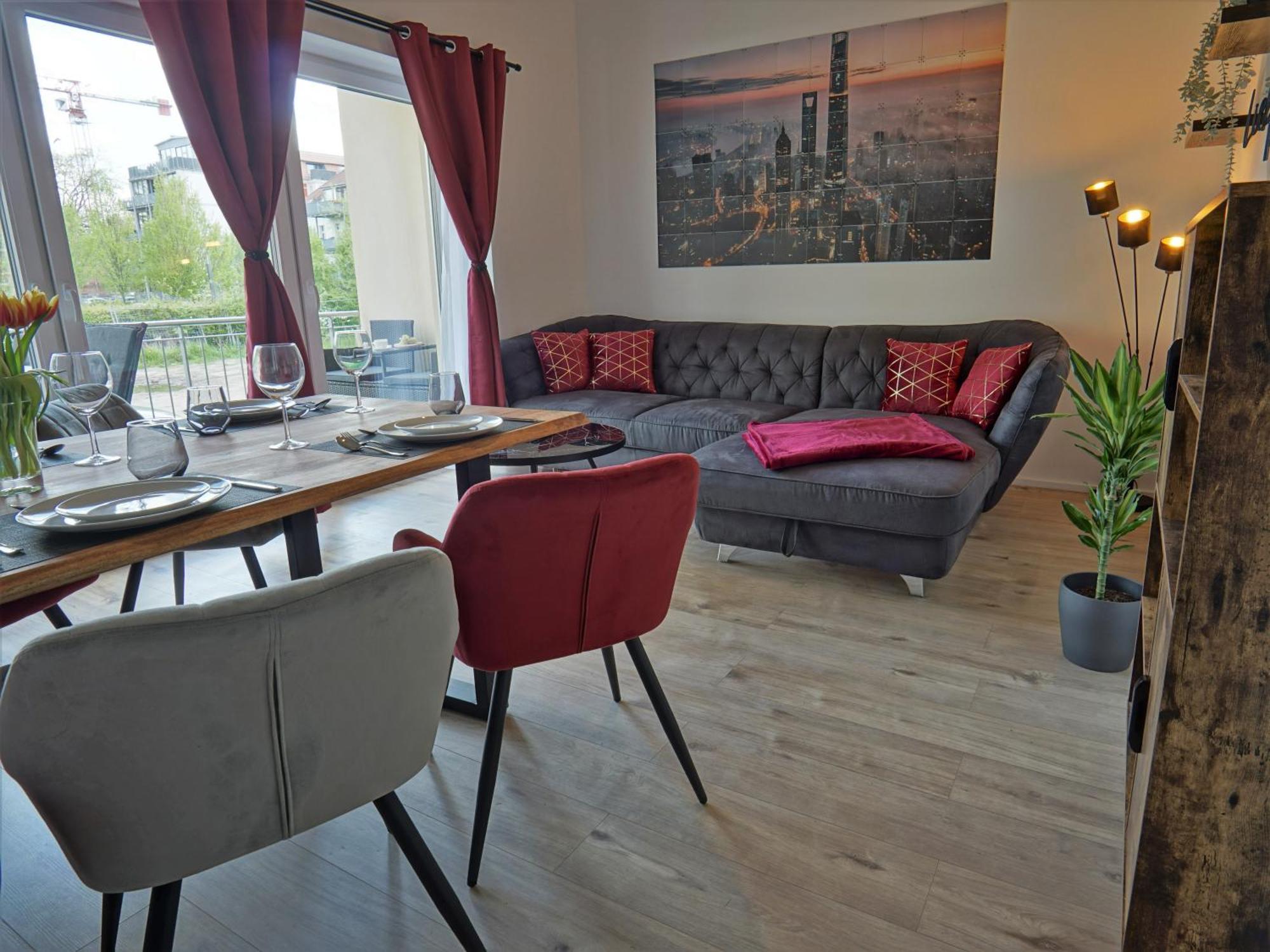 Ferienwohnung "Hogulu" Brandenburg, Balkon, Neustadt, Kueche, Wassernaehe - Parkplatz Inklusive Brandenburg an der Havel Zimmer foto