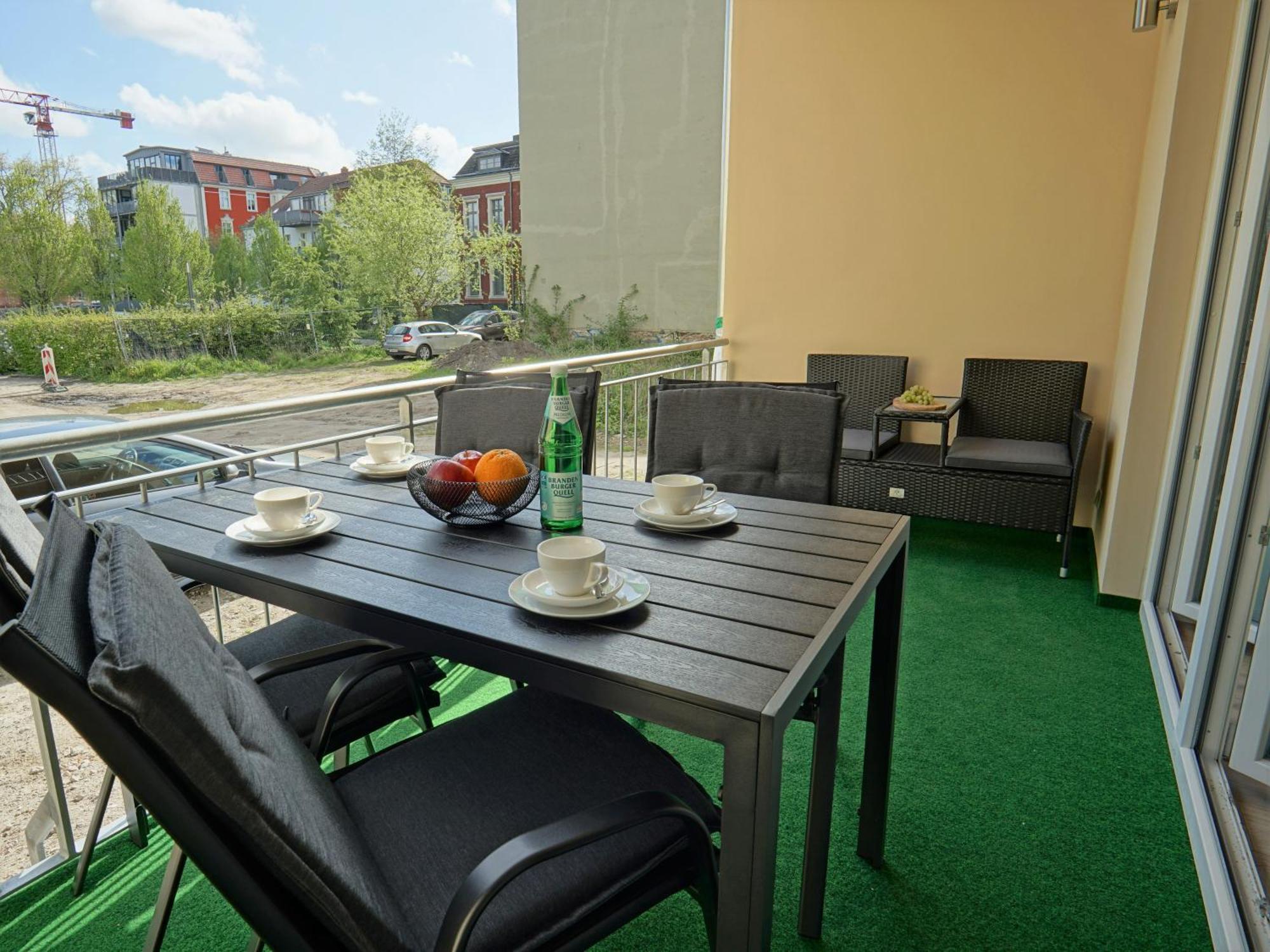 Ferienwohnung "Hogulu" Brandenburg, Balkon, Neustadt, Kueche, Wassernaehe - Parkplatz Inklusive Brandenburg an der Havel Zimmer foto